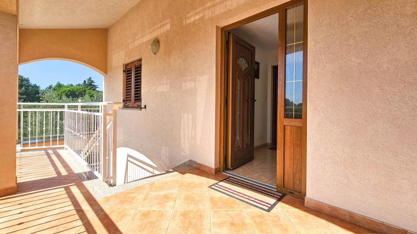 Viola Three Appartement Novigrad Istria Buitenkant foto